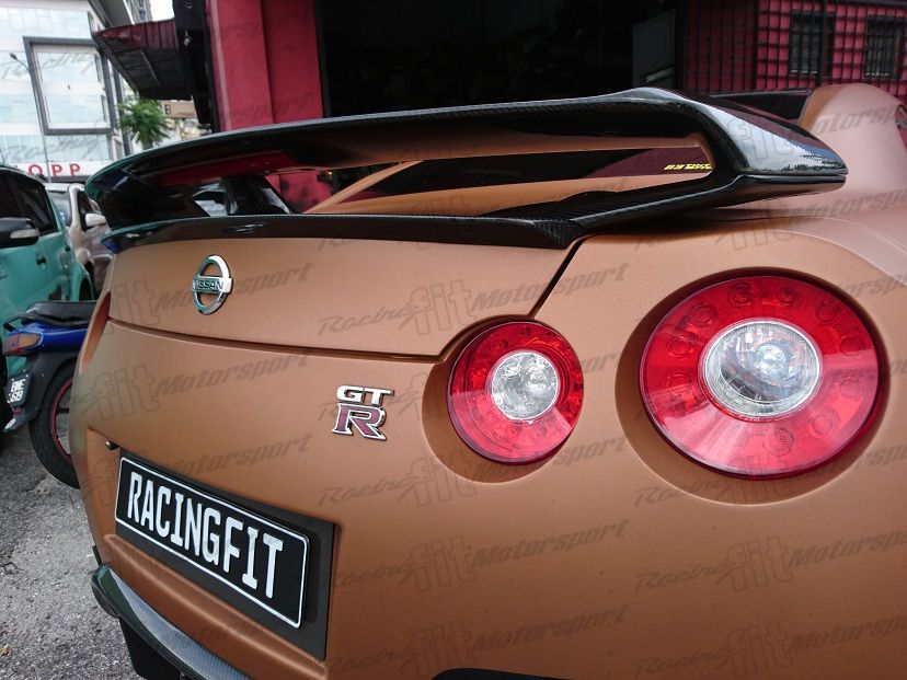 GTR R35 Wald Carbon Fiber add on Spoiler